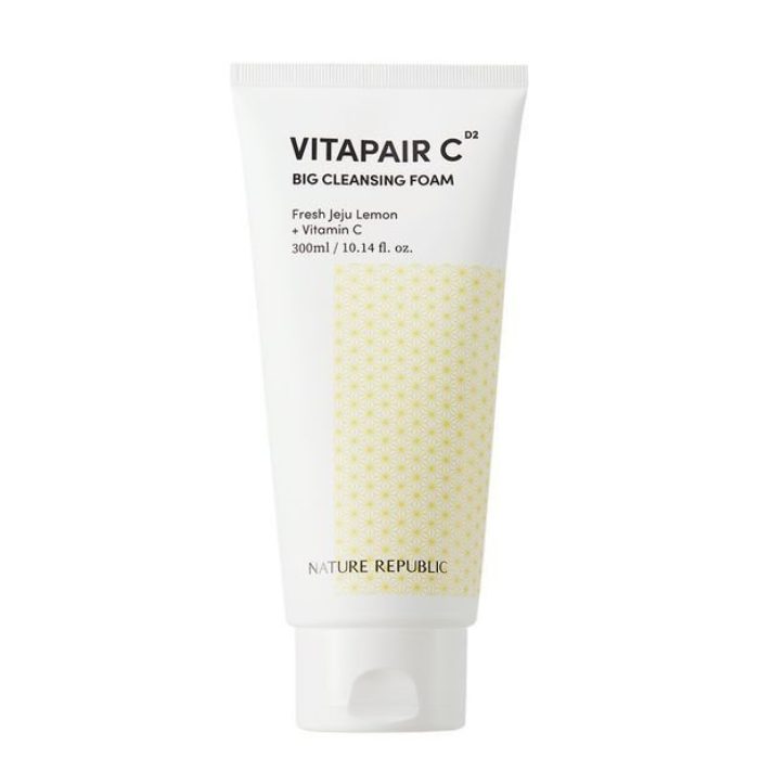 nature-republic-nature-republic-vitapair-c-d2-big-cleansing-foam-300-ml-soins-eclaircissants-et-anti-pigments.jpg NATURE REPUBLIC VITAPAIR C D2 BIG CLEANSING FOAM 300 ML – Image 1